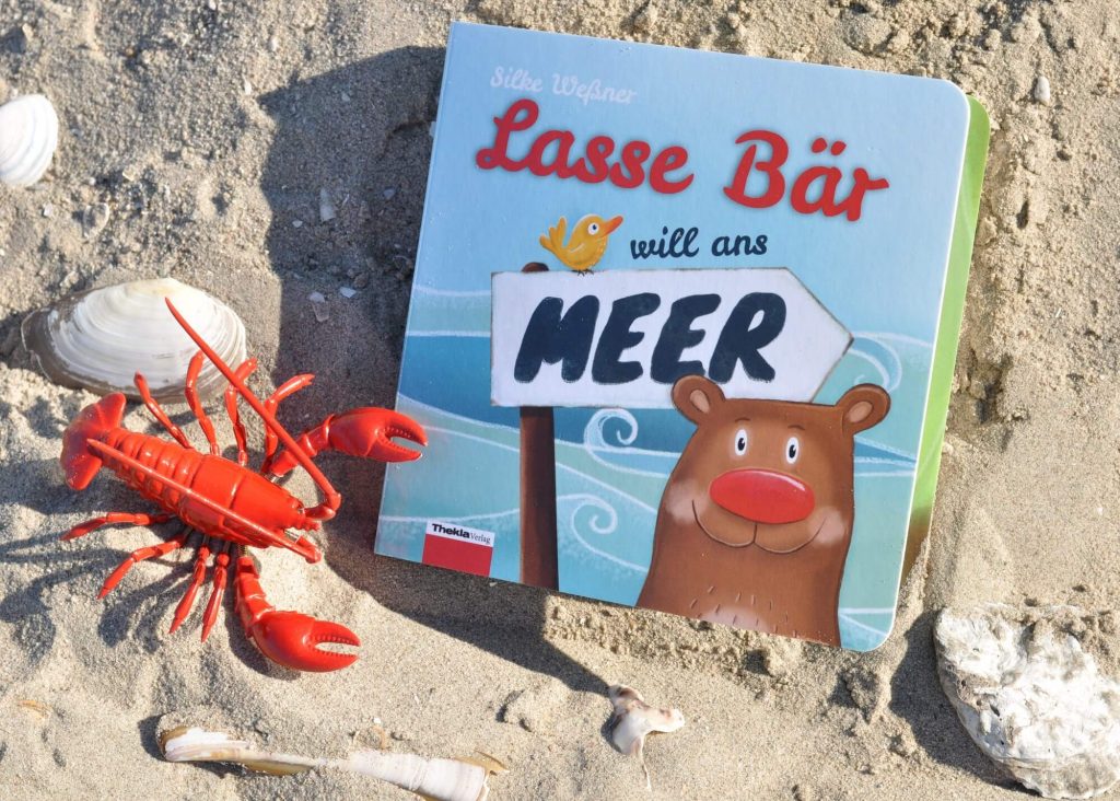 Lasse Bär will ans Meer - außergewöhnliches Pappbilderbuch zum Reisen aus dem Thekla Verlag #bilderbuch #papbuch #baby #kleinkind #meer #bär #rezension #buchtipp