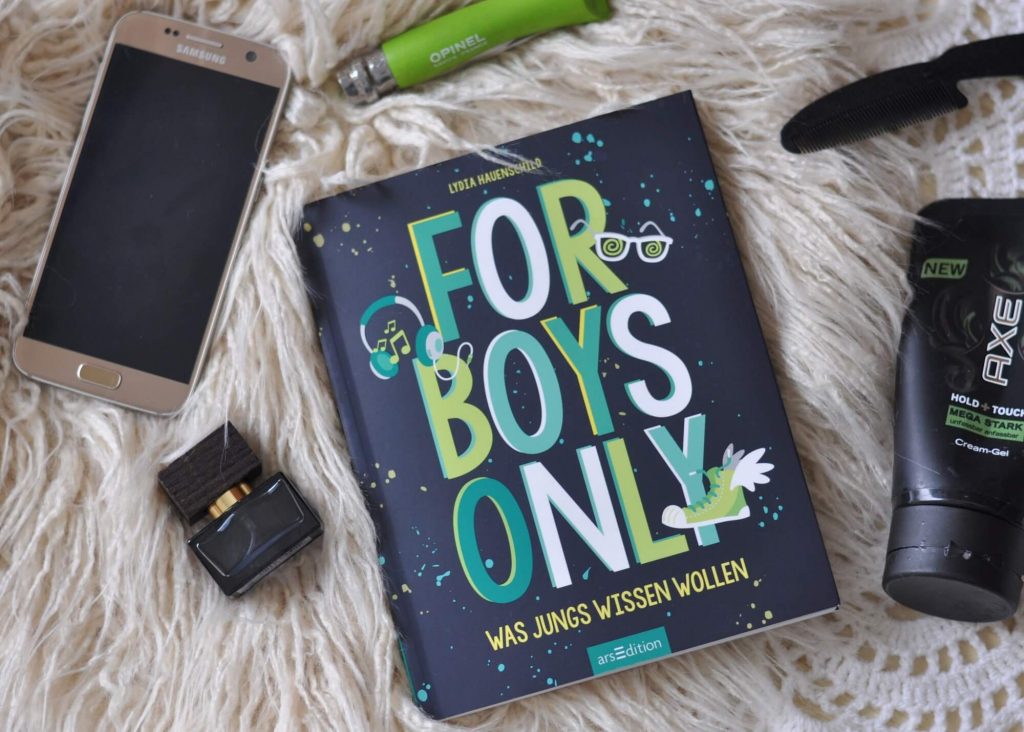 In For Boys only geht es viel um körperliche Veränderungen, aber auch darum, seinen Platz neu zu finden und sich selbst zu behaupten, sei es in Freundschaften unter Jungs, beim eigenen Verhalten bei Mobbing oder im Internet. #aufklärung #kinderbuch #jungs #sex #pubertät #lesen