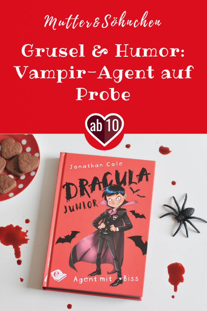 Vieles,w as man über Vampire gehört hat ist wahr. Sie schlafen in Särgen, trinken Blut und verwandeln sich in Fledermäuse. Als Dorian einen Geheimauftrag bekommt, muss er raus aus seiner Komfortzone und rein ins Abenteuer in ein fremdes Land. Doch Costin, sein Wiedersacher, scheint ihm immer einen Schritt voraus zu sein. #vampir #kinderbuch #lesen #dracula #grusel #halloween 