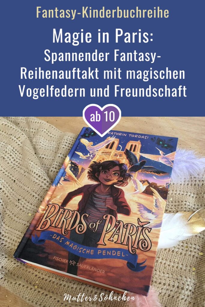 Für Léa beginnt nach dem Umzug nach Paris ein neues Leben. Sie findet nicht nur zum ersten Mal wahre Freunde, sondern auch etwas Besonderes heraus: Magie gibt es wirklich! Und vor allem sie ist eines von wenigen Kindern mit "Schimmersinn", das den mächtigen Zauber der Schimmervogel-Federn aufspüren kann. Doch eine Geheimgesellschaft mit Katzenmasken ist den Federsuchern auf den Fersen. "Birds of Paris 1: Das magische Pendel" ist Kathrin Tordasis zauberhafter Reihenauftakt über wundersame Federmasken, eine Schnitzeljagd in den Katakomben von Paris und beflügelnde Freundschaft.