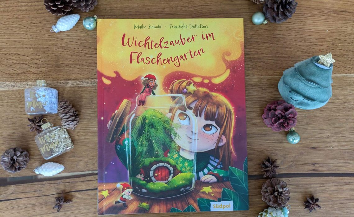 Tilda hat einen Herzenswunsch: sie möchte unbedingt einen Hund haben. Doch wie werden Wünsche bloß wahr? Als sie dann ein mysteriöses Paket erreicht, in dem sich ein magischer Flaschengarten mit einem Wichtelwald befindet, findet sie etwas über Wünscherfüllung heraus. Denn mit etwas Hilfe und Unterstützung können sich auch die kühnsten Träume erfüllen. "Wichtelzauber im Flaschengarten" von Maike Siebold mit wichteligen Illustrationen von Franziska Detlefsen ist eine zauberhafte Wichtelgeschichte über Magie und den Mut, sich einander zu helfen, für Kinder ab 3 Jahren.
