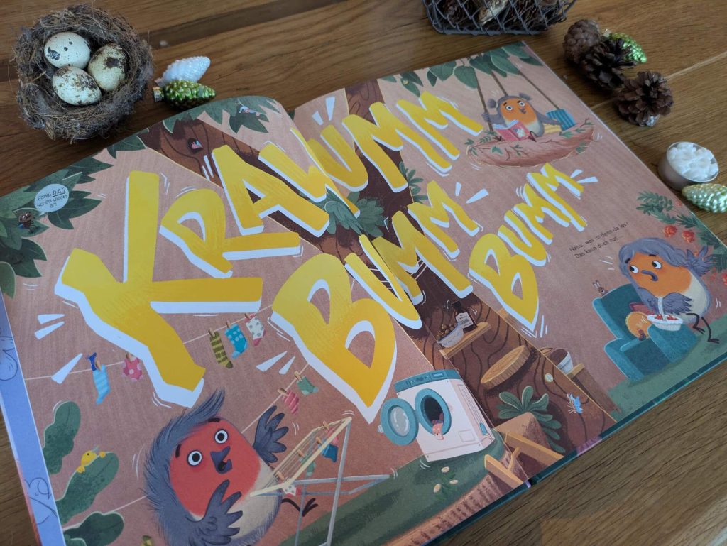 Bei Mika brodeln oft die Gefühle hoch: Wenn es ganz arg wird, wechselt sogar die Federfarbe des Krawallkehlchens. Wie heute morgen, als er sein Lieblingskuscheltier Wurmelinchen nicht finden kann und ganz gelb vor Wut wird. Und auch im Kindergarten im Spiel mit seinen Freunden wird der kleine Vogel von seinen Gefühlen überrollt. Als sein bester Freund Ebbe ihn gar nicht beachtet, wird er erst traurig, dann richtig wütend - und steckt den Lieblingsflummi seines Freundes ein! Ob er es schafft, alles zu erzählen, um doch noch mit den anderen zu spielen? Der zweite Band von Madlen Ottenschlägers Bilderbuchreihe "Das Krawallkehlchen - Streit im Anflug" erzählt mit jede Menge Witz aus dem Familien- und Kindergartenalltag. Mit ganz vielen krawallig-schönen Illustrationen von Ramona Wultschner.