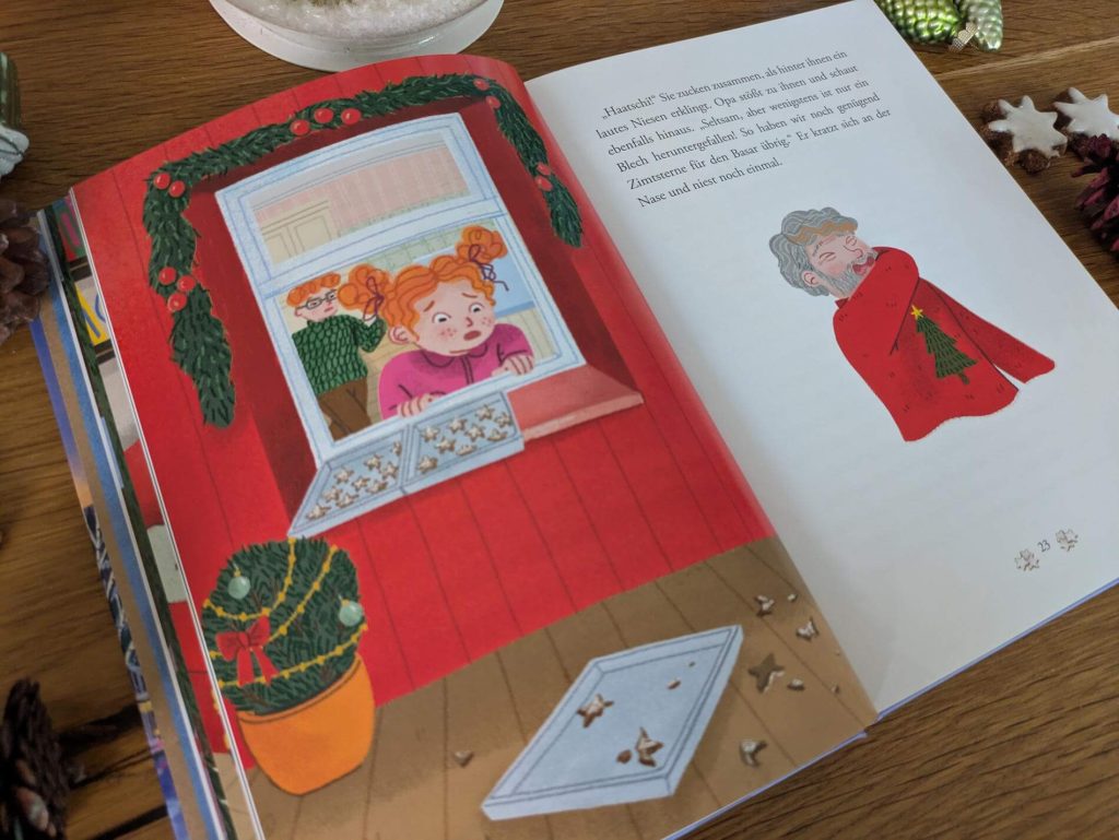 Am letzten Wochenende vor Weihnachten besuchen die Zwillinge Irma und August ihren Opa. Und es wird zwischen Zimsterne backen und Adventsbasar richtig hyggelig. August nimmt sich sogar vor, ein richtiger Wichtelhelfer zu werden. Als ihnen dann ein kleiner Tomte zuläuft und es doll anfängt zu schneiden, müssen sie nur noch den grummeligen neuen Nachbarn mit ihrer Weihnachtsmagie anstecken. "Zimtersternewinter" aus der Schwedenglück-Reihe vob Kristina Scharmacher-Schreiber mit Illustrationen von Blanca Millán ist eine winterlich-weihnachtliche Vorlesegeschichte für die Adventszeit für Kinder ab fünf Jahren.