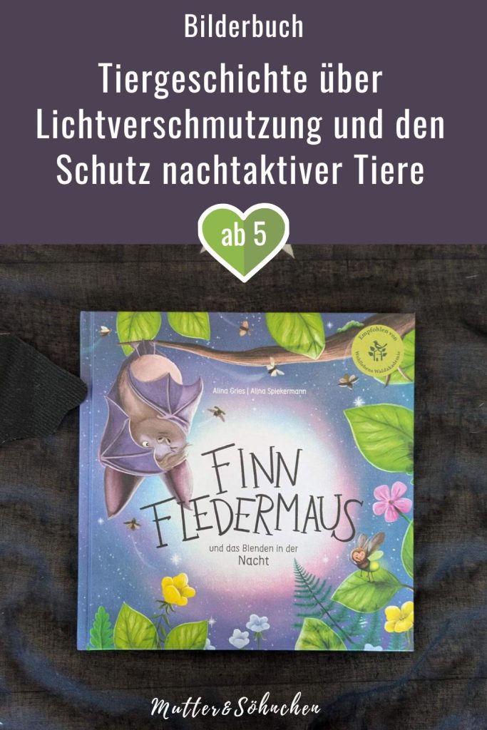 Sobald die Sonne am Abend verschwunden ist, beginnt für viele Tiere das Leben in der Nacht. Frida Fuchs und Werner Wildschwein schleichen jetzt durch das Unterholz. Und auch Finn Fledermaus macht sich auf die Suche nach leckerer Beute. Doch einies Tages wird der Wald von beißender Helligkeit verschlungen. Und die Tiere sind ganz irritiert. Ob es Finn zusammen mit seinen Freunden schafft, die hellen Leuchtkugeln zu verdecken? In "Finn Fledermaus und das Blenden in der Nacht" erzählt Alina Gries über Lichtverschmutzung und den Schutz nachtaktiver Wildtiere. Ein Bilderbuch mit ganz viel Sachwissen und Illustrationen von Alina Spiekermann für Kinder ab 5 Jahren.