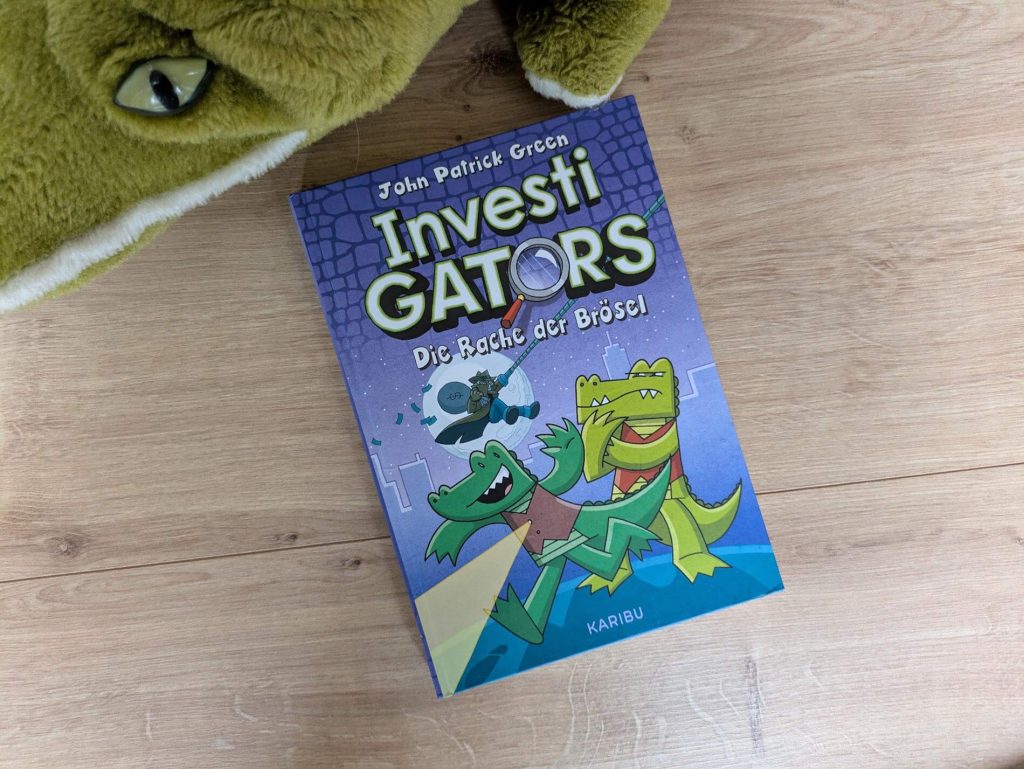 Mango und Keck sind S.U.P.E.R-Agenten, sozusagen "Spezielle Undercover-Profis für Einsätze und Rettungsmissionen", und gemeinsam als "Investigators" hinter den schlimmsten Straftätern her. So wie hinter Daryl, dem ehemaligen Partner von Keck, der als Crackerdil Rache üben will und sich in jedem Band einen fiesen Schachzug einfallen lässt. Doch zum Glück sind Mango und Keck den Ganoven mit viel Wortwitz und Situationskomik immer dicht auf der Spur! "Investigators" von John Patrick Green ist eine wilde Geheimagenten-Abenteuer-Reihe für alle Fans von "Dogman" und "Knallharte Tauben" ab 8 Jahren.