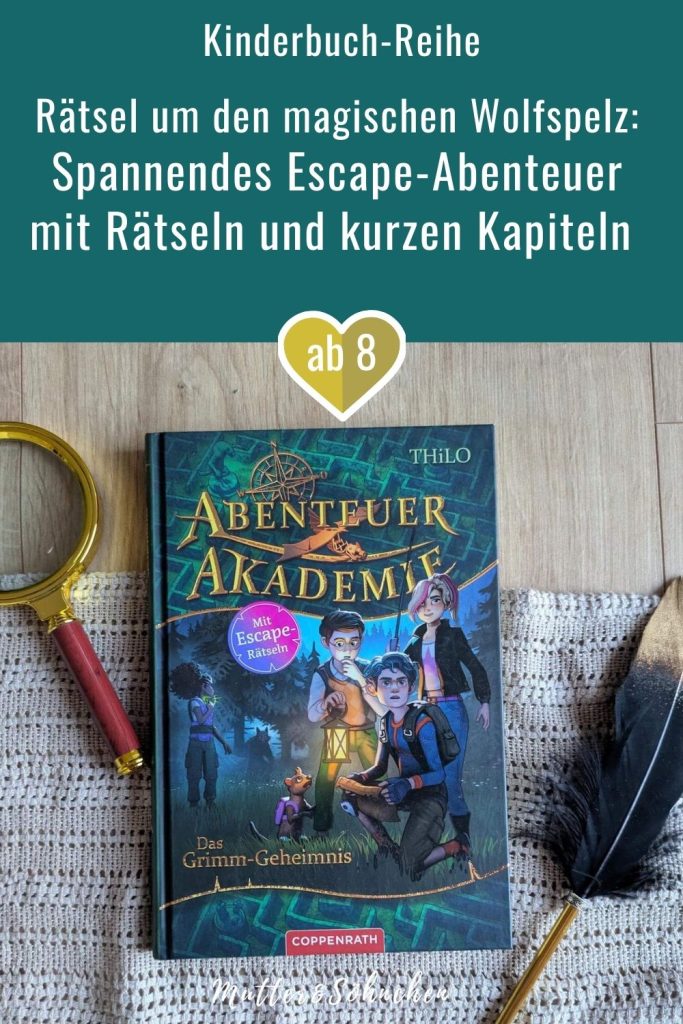 Belle, Connor, Oni und Oliver sind Schüler in der Abenteuer Akademie Europas und immer auf der Spur von mysteriösen Rätseln. Diesmal müssen sie nicht nur ein magisches Wolfsfell aufspüren und das Rätsel um Rotkäppchen knacken, sondern auch noch die entführte Oni retten. Dabei tickt die Zeit, denn wenn der Vollmond kommt, ist es vielleicht schon zu spät. "Das Grimm-Geheimnis" ist der Auftakt der KInderbuchreihe "Abenteuer Akademie" von THiLO. Dabei endet die Spurensuche in jedem der kurzen Kapitel mit einem Escape-Rätsel zum Mitknobeln. Für Kinder ab 8 Jahren.