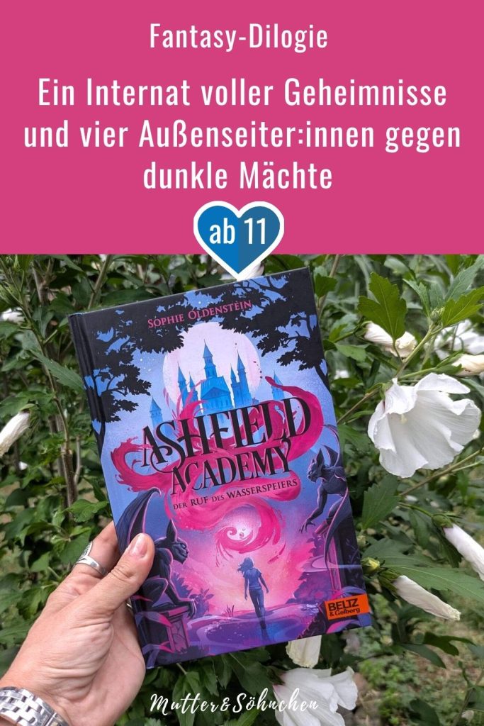 Normalerweise hilft Nicky ihren Eltern in deren Imbiss "Zur knusprigen Makrele" aus. Doch jetzt ist sie als Stipendiatin neu an der Ashfield Academy, einem Eliteinternat voll mit reichen Sprösslingen, in dem es getrüffeltes Risotto zum Abendessen gibt. Klar, das sie sich völlig fehl am Platz fühlt. Doch glücklicherweise lernt sie den schüchterenen Shu, die schlagfertige Pauly und die schroffe Agatha kennen. Gemeinsam erkunden sie nicht nur ihre verborgenen magischen Fähigkeiten, sondern begeben sich auf die Spur des verschwundenen Olivers. Doch kann ihre Freundschaft auch die bösen Kreaturen bezwingen, die eine dunkle Macht erweckt hat? "Ashfield Academy - Der Ruf des Wasserspeiers" von Sophie Oldenstein ist der Auftakt einer düsteren Dilogie mit mysteriösen Geheimnissen, die man kaum aus der Hand legen kann. Ab 11 Jahren.