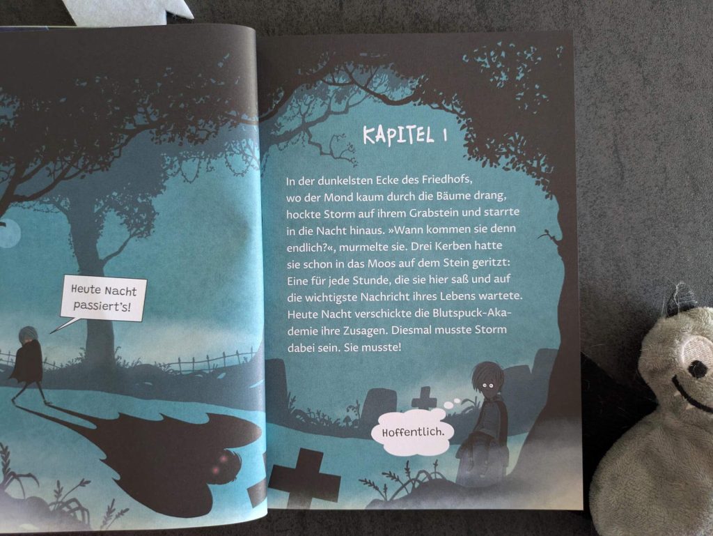 Vampirmädchen Storm möchte nichts sehnlicher, als von der legendären Blutspuck-Akademie angenommen zu werden. Doch als ihre Eltern von einem Menschen gebissen und halb-menschlich werden, stecken sie sie doch tatsächlich auf eine Menschenschule! Hier muss Storm nicht nur ihre wahre Identität geheim halten, sondern auch Spaghetti-Würmer essen und Mathe büffeln. Und natürlich Streiche aushecken, mit denen sie garantiert doch noch auf die Vampir-Akademie darf. Doch leider laufen alle Pläne aus dem Runder und Storm steht auf einmal mit Freunden da - und das gruselt sie mehr als alles andere. Der Reihenauftakt "Storm 1 - Das Internat des Gruselns" von Judith Werber ist ein spannend-witziger Gruselspaß über Mut, Anderssein und wahre Freundschaft für Kinder ab 8 Jahren, die Internatsgeschichten und Vampire lieben.