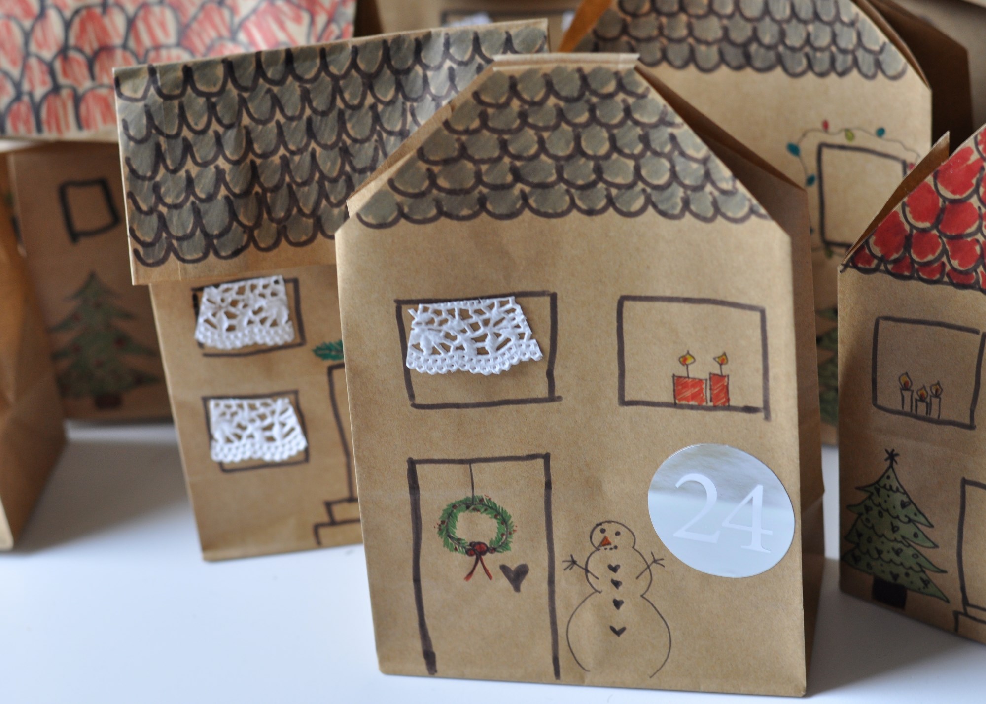 Adventskalender für Kinder ab 3 Jahre: Ideen zum basteln und befüllen